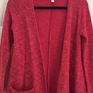 Small hot pink duster